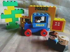 Lego Duplo Polizei 522 -1 Police Station Polizist Gefangen Polizei Auto Oldtimer