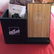 Ladegerät Ontario 5W Wireless Charger und Stiftehalter - Neu