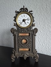 Alte Tischuhr Ewiger Kalender Gusseisen Reisewecker Antik Vollkalender