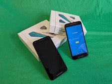 2 x Google Nexus 5X | ice und quartz | 1 x funktionsfähig, 1 x bootlooping