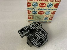 VW Passat 35i Lampenträger Rücklicht Rückleuchte links aussen 357945257 Neu NOS