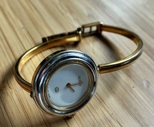 Damenarmbanduhr Gucci 11,12