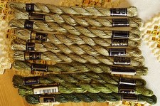 Perlgarn 10 x 5 g Stärke 3, grün/olive