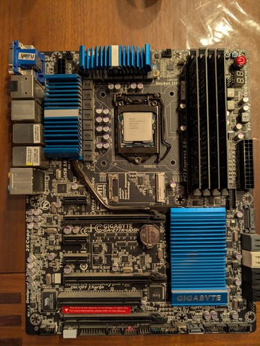 Mainboard gigabyte - mainboard,