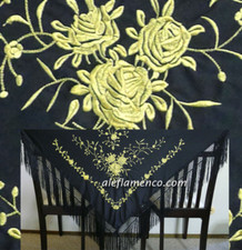 Manton shawl, triangle