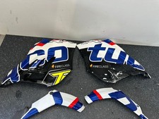 BMW S1000RR K67 2019- Carbonin Rennverkleidung Seitenverkleidung