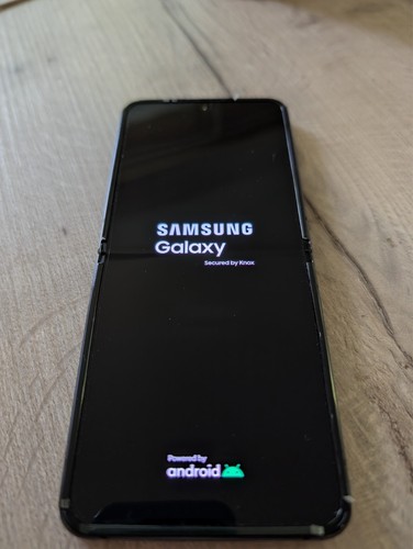 Samsung galaxy flip - samsung,