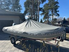 Festrumpfschlauchboot mit