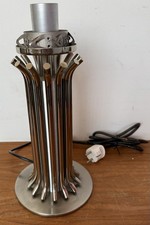 Italienische Design-Tischlampe aus Chrom , 1970er Jahre, Italien