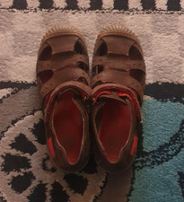 Jungen Timberland Leder Halbsandalen Sandalen Gr.  35  geschlossen