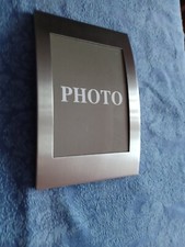 Fotorahmen Metall - 8,5x12 cm Bildausschnitt  - Insgesamt 11,5x17 cm - Gebogen