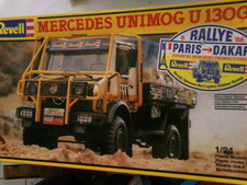 Revell Bausatz 7450 MERCEDES UNIMOG U 1300L im Maßstab 1:24