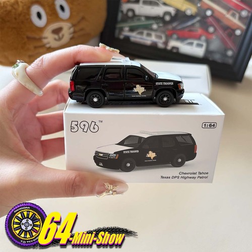 596 chevrolet tahoe - 596, 1:64