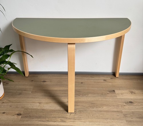 Alvar aalto artek halfmoon - aalto,