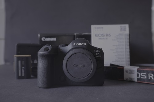 Canon eos mark iii vom - canon,