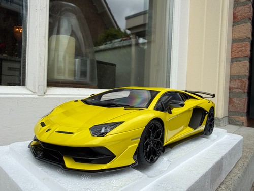 Lamborghini aventador svj - 1:18,