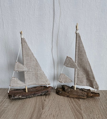 Segelboote aus treibholz - 2,