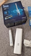 Oral B Genius 9200W Braun + Zubehör, Elektrische Zahnbürste