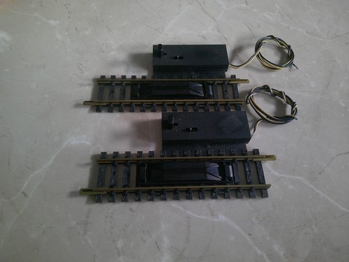 Elektr entkupplungsgleis - 2x, elektr.