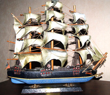 Segelboot Modell Holz