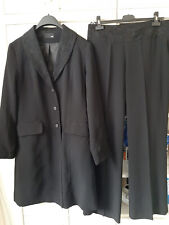 Hochwertiger  festlicher  Damen- Anzug  von H&M Gr. 44