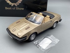 Modellautos 1:18 BOS Models BOS221 Triumph TR 7 DHC gold in OVP
