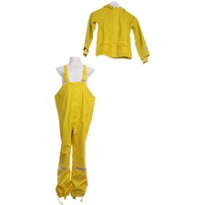 Lily & Dan, Segelanzug