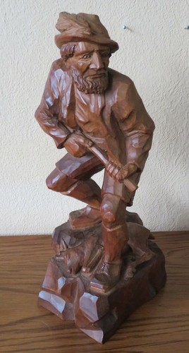Alte holzfigur jäger - jäger, /