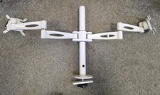 Zweipoliger montierter