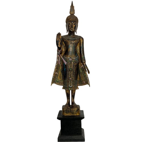 Buddhafigur aus holz - buddhafigur,