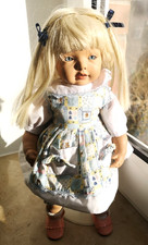 Heidi Ott Puppe mit blauen