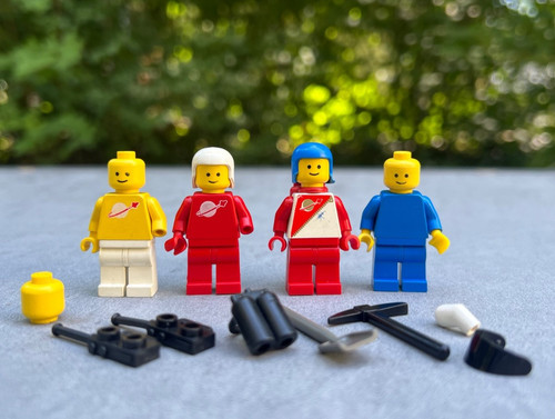 Lego classic space astronaut - lego,