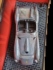 HotWheels Ferrari 250 Testa Rossa handpoliert 1:18 *OVP neuw. 25737