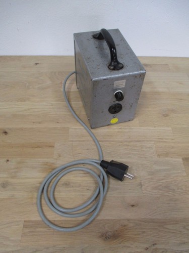 Trafo tramag pri 220 - ac, sek