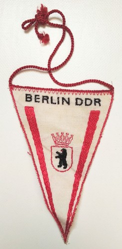 Ddr wimpel berlin - wimpel, rot