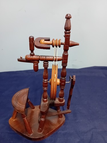Miniatur holz spinnrad modell - miniatur,