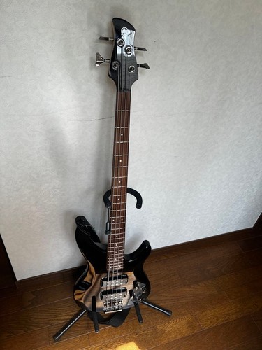 Yamaha trbx 304 - yamaha,
