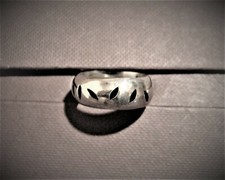 Ring, 925er Silber, handgefertigter Hohlkörper. -Breite ca. 0,9 cm