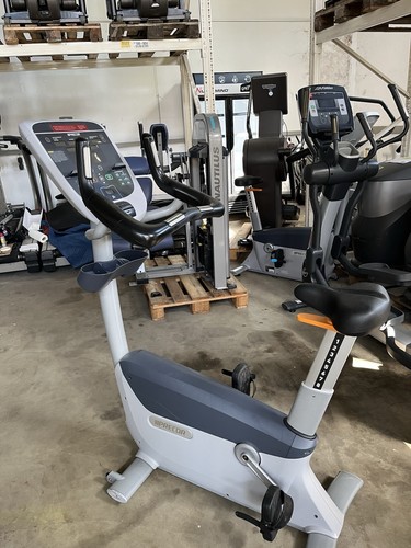 Precor experience 835 - precor, led