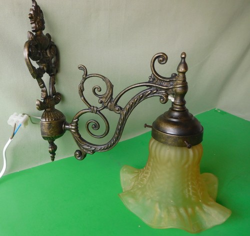 Sehr alt wandlampe - sehr, mit
