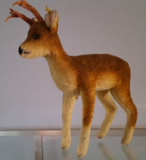 Steiff, alter Rehbock, Wollplüsch, US-Zone, Knopf und Fahne Nr. 1535,0