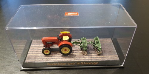 Traktor modell schuco - traktor,