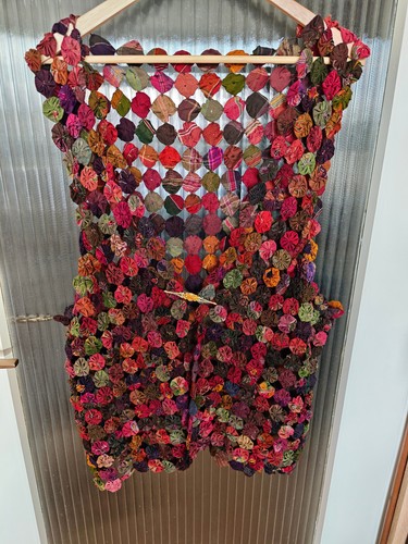 Farbenfrohe patchwork weste - farbenfrohe, patchwork-weste