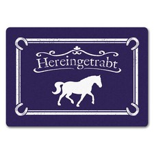 Hereingetrabt pferde und - pferde,