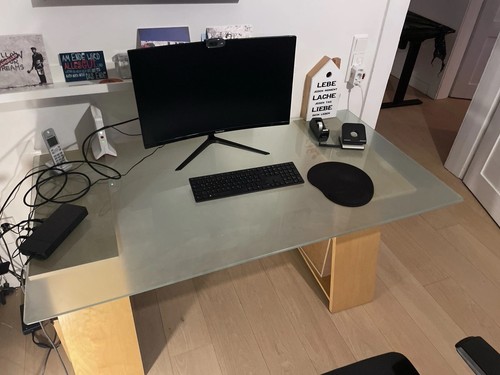 Schreibtisch mit mattierter - mit,