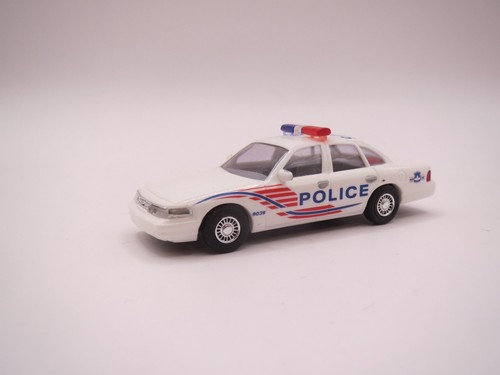 Ford crown victoria - 1:87,