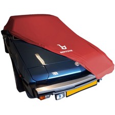 ROTE INDOOR AUTOABDECKUNG