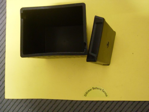 Batterieleergehäuse groß - batterieleergehäuse,