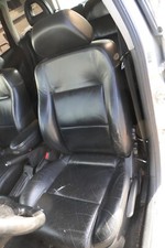 VW Passat 3B 3BG Sitz vorne links Fahrersitz Leder Ledersitz schwarz gelocht