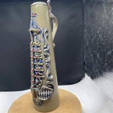 Original King Relief-Bierkrug